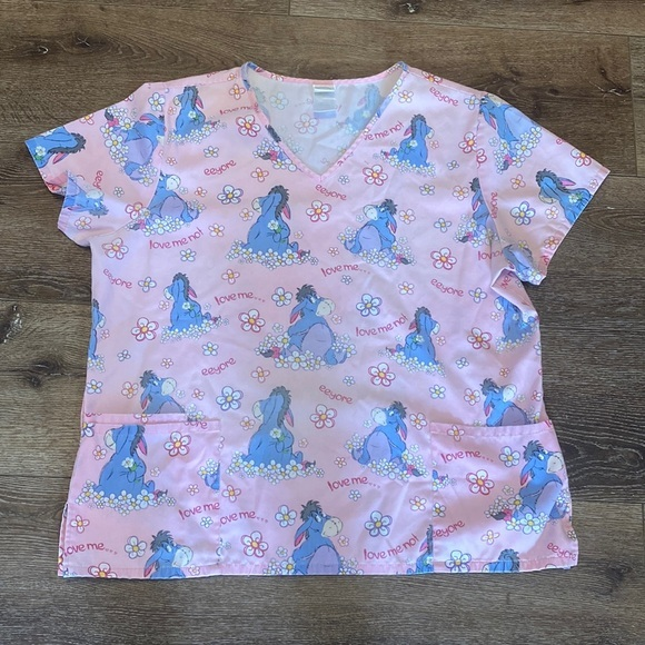Disney Tops Disney Scrub Top Xl Poshmark